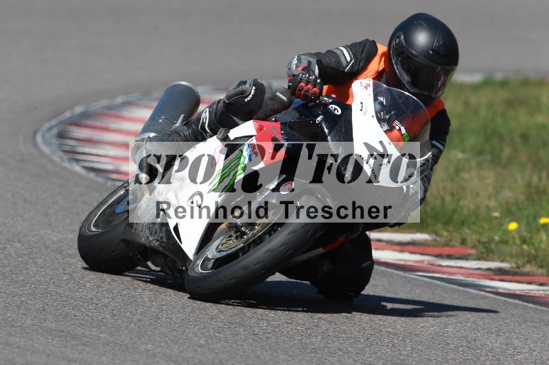 /Archiv-2022/08 17.04.2022 Speer Racing ADR/Instruktorengruppe/2